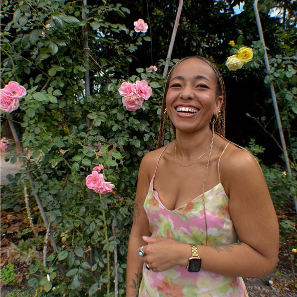 Meet your Posher, Tia - Picture 6 of 6